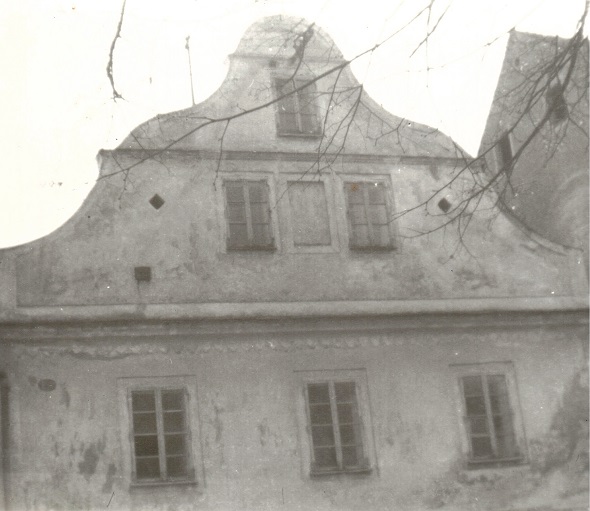 Dům pana Šlégla před renovací 1985